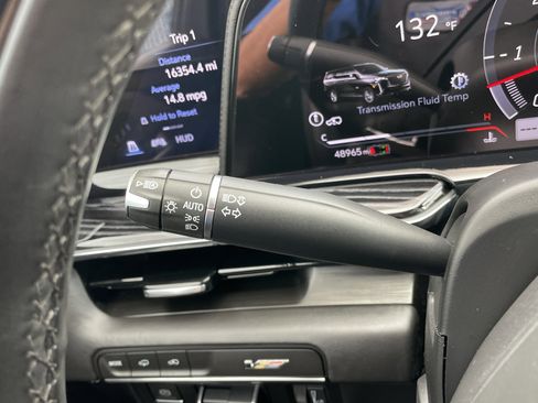 Used 2023 Cadillac Escalade V image 23