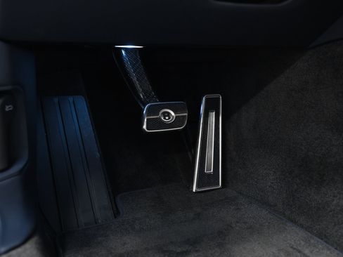 Used 2024 Bentley Continental GT image 39