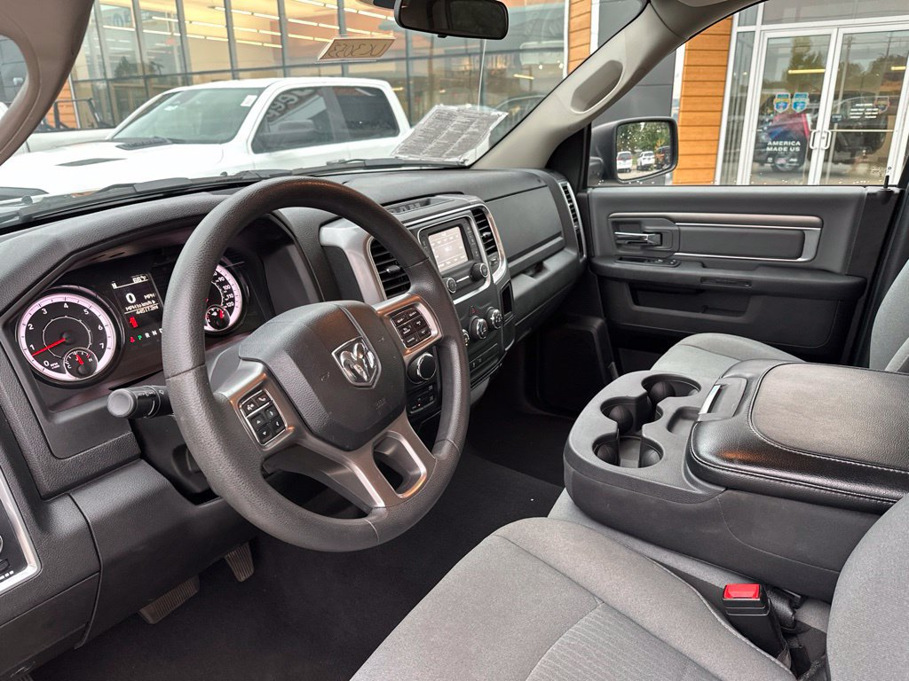 Used 2024 RAM 1500 Classic SLT AWD/4WD image 43