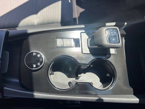 Certified 2023 Nissan Rogue SV AWD/4WD image 22
