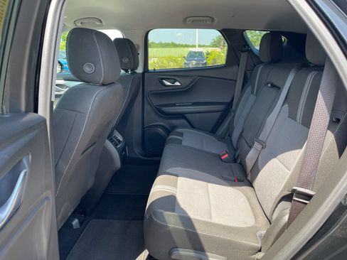 Used 2025 Chevrolet Blazer LT AWD/4WD image 14