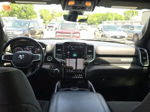 Used 2022 RAM 1500 Big Horn AWD/4WD image 25