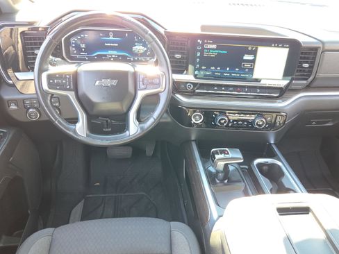 Used 2022 Chevrolet Silverado 1500 RST w/ Z71 Off-Road Package image 12