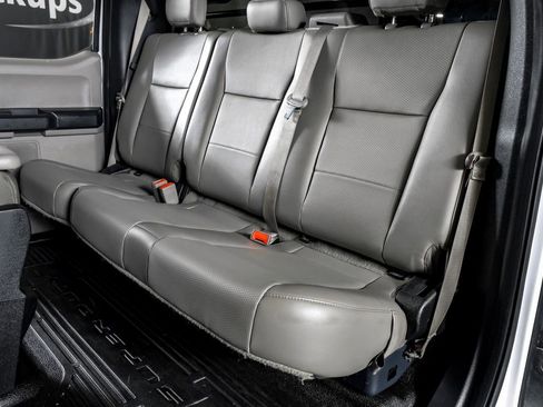 Used 2019 Ford F550 4x4 SuperCab Super Duty image 30