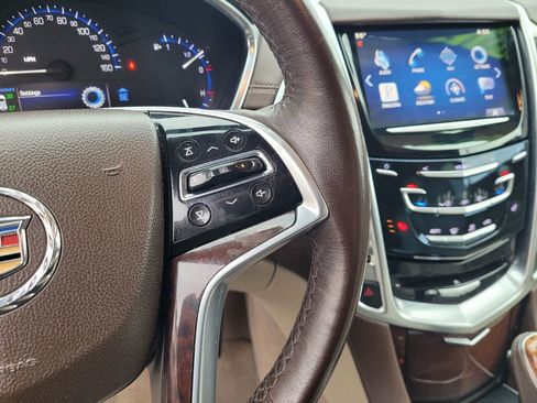 Used 2015 Cadillac SRX Luxury w/ Trailering Package image 23