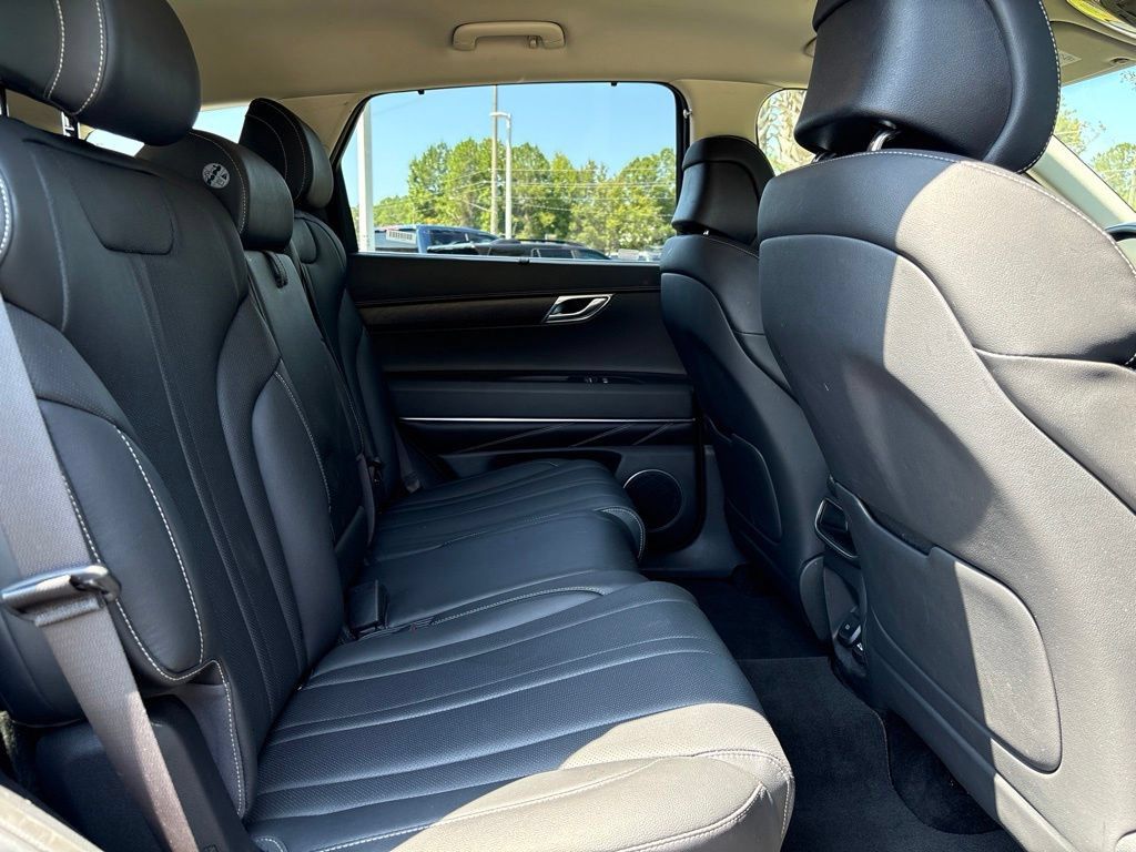 Used 2024 Genesis GV80 2.5T AWD/4WD image 9