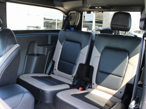 Used 2023 Ford Bronco Wildtrak image 24