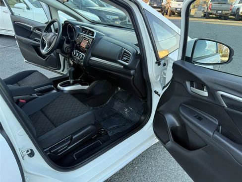 Used 2016 Honda Fit LX image 10