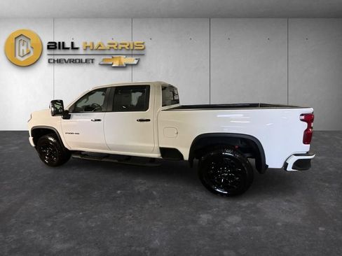 Used 2023 Chevrolet Silverado 2500 LT w/ Z71 Sport Edition image 13