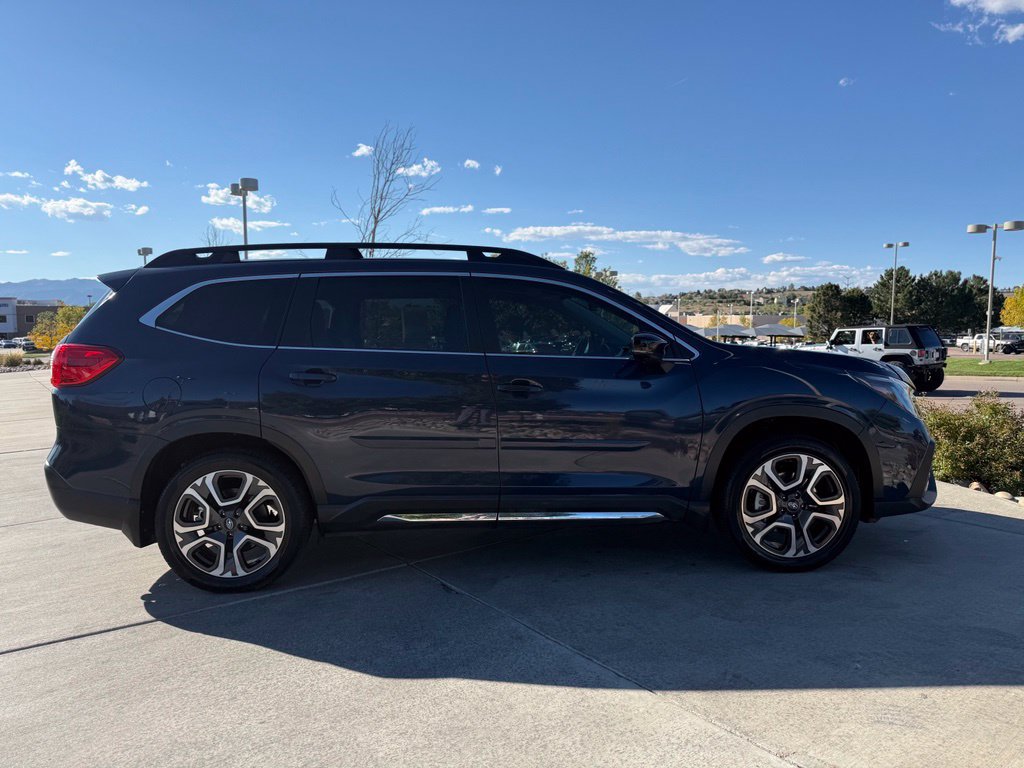 Used 2024 Subaru Ascent Limited w/ Technology Package AWD/4WD image 9