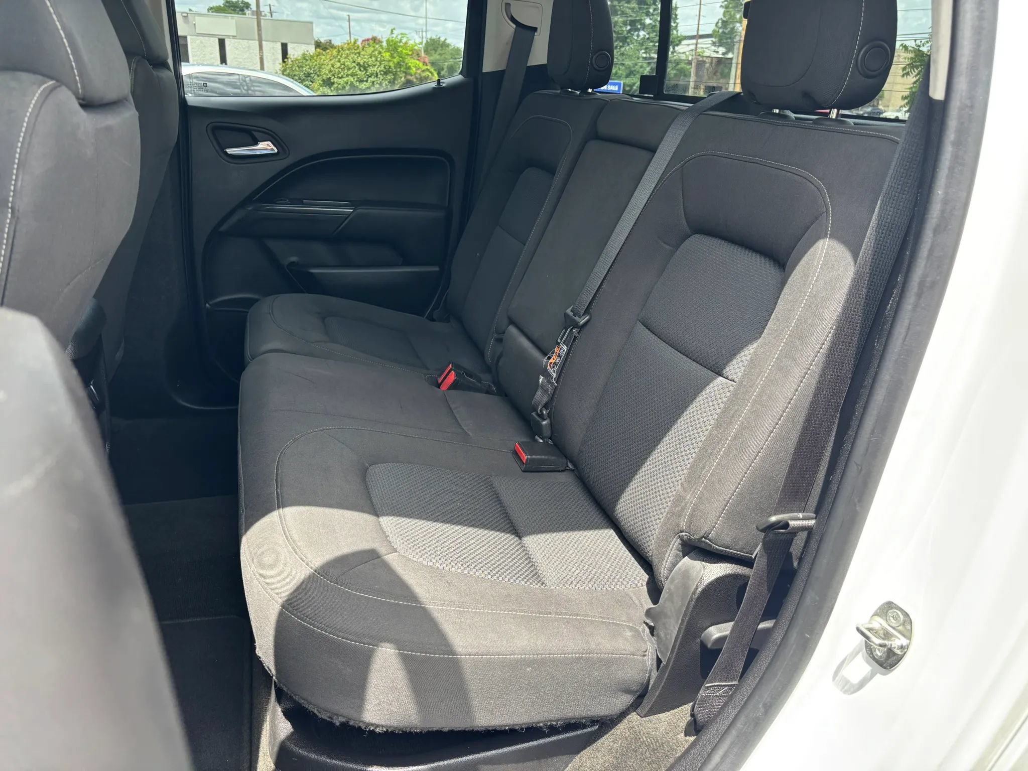 Used 2016 Chevrolet Colorado LT w/ LT Convenience Package RWD image 48