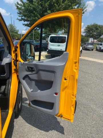 Used 2019 Ford Transit 150 XL RWD image 15