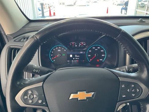Used 2022 Chevrolet Colorado Z71 image 7