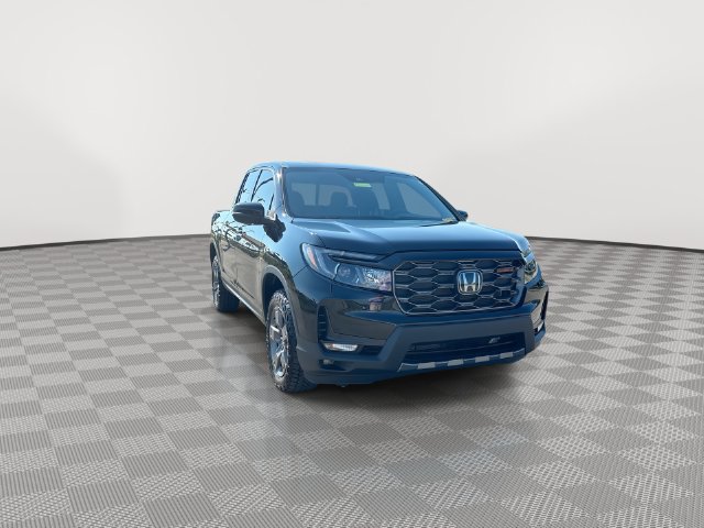 Used 2025 Honda Ridgeline TrailSport image 4