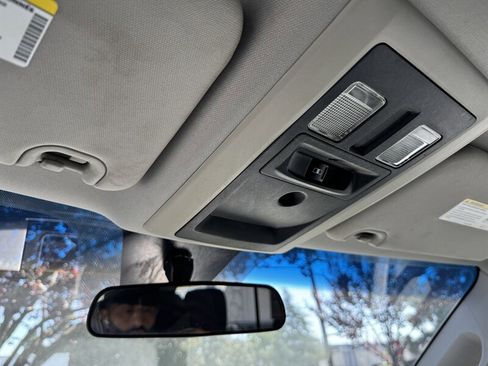 Used 2017 RAM 1500 Classic SLT image 23