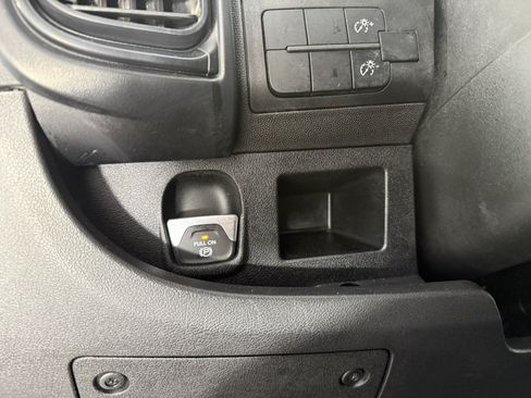 Used 2023 RAM ProMaster 2500 FWD image 22