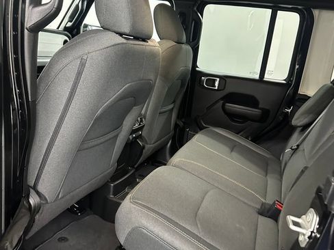 Used 2024 Jeep Wrangler Unlimited w/ Convenience Group AWD/4WD image 25