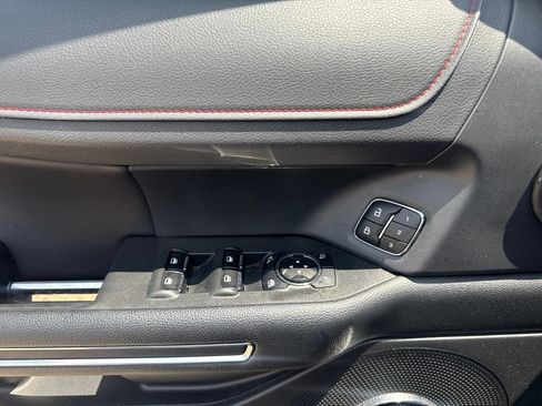 Used 2023 Ford Expedition Limited RWD image 13