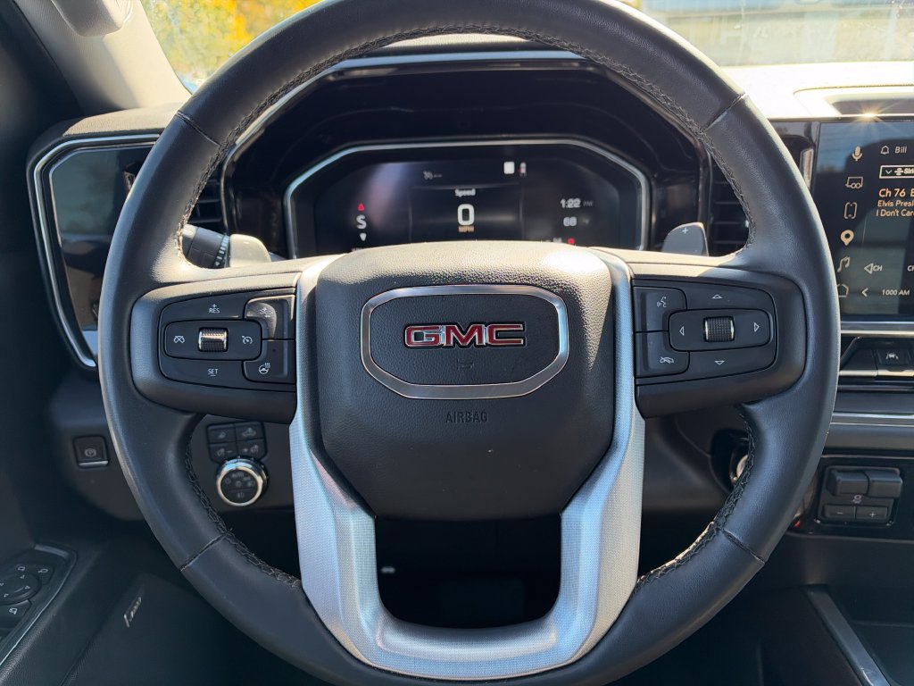 Used 2023 GMC Sierra 1500 SLT w/ SLT Premium Plus Package AWD/4WD image 19