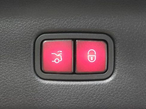 Used 2023 Mercedes-Benz S 580 4MATIC Sedan w/ AMG Line image 34