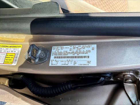 Used 2020 Ford Escape SE AWD/4WD image 36