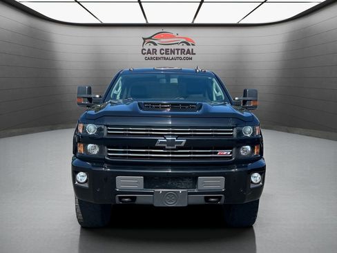 Used 2019 Chevrolet Silverado 2500 LTZ w/ Duramax Plus Package image 8