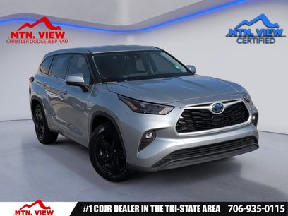 Used 2022 Toyota Highlander LE