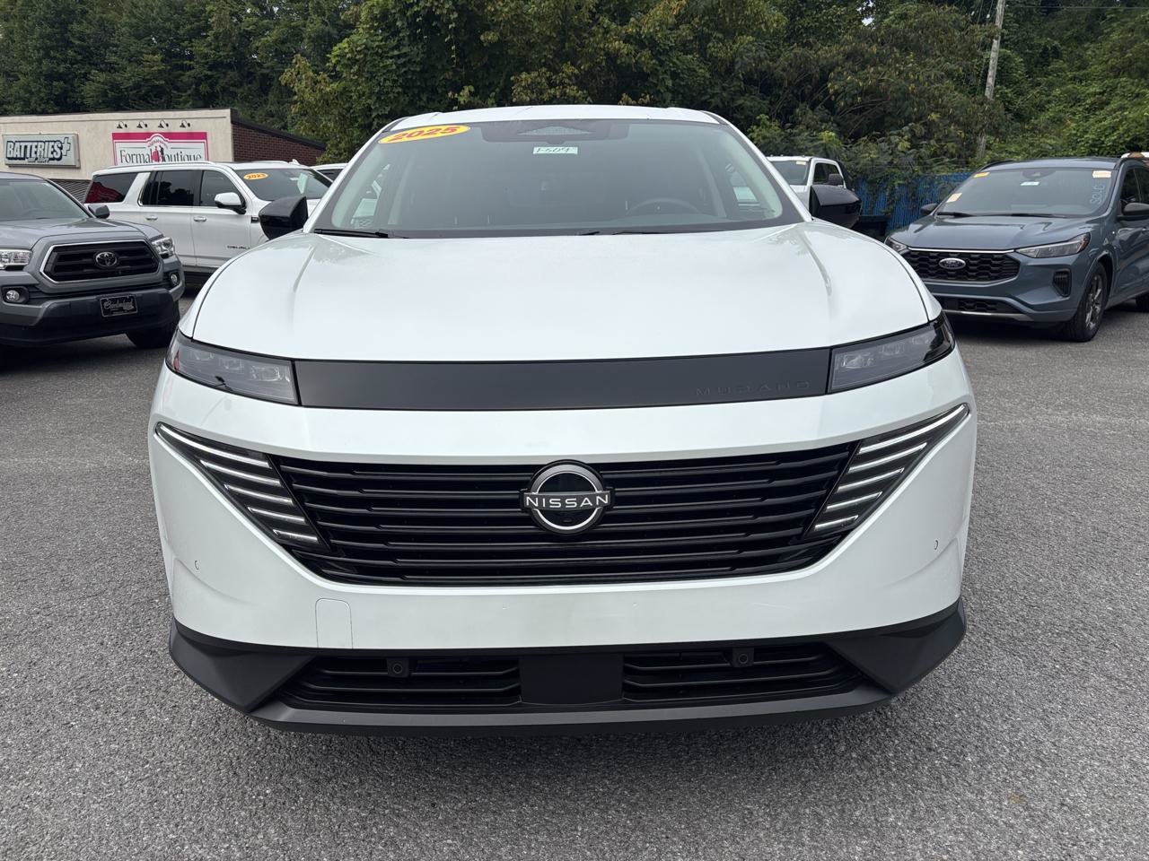 Used 2025 Nissan Murano SV AWD/4WD image 6