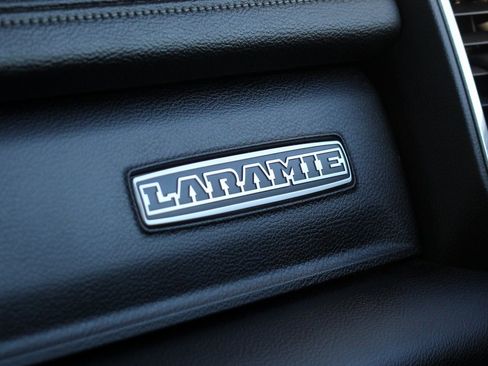 Used 2022 RAM 2500 Laramie w/ Night Edition image 39