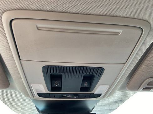 Used 2023 Honda Pilot Touring image 44