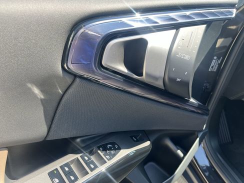 Used 2026 BMW X3 xDrive30 w/ Convenience Package image 19