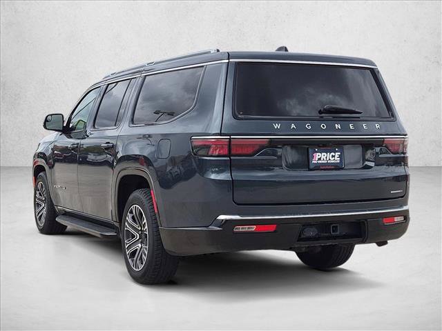 Used 2024 Jeep Wagoneer L Series II w/ Flexible Seating Group AWD/4WD image 8