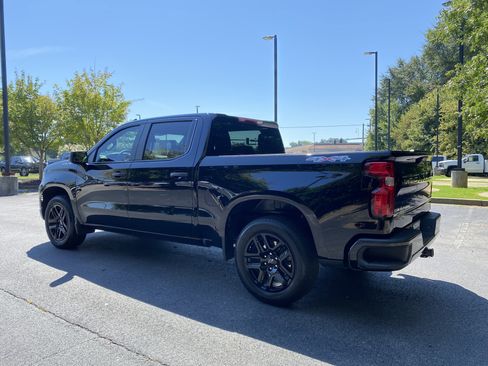 Used 2024 Chevrolet Silverado 1500 Custom AWD/4WD image 7