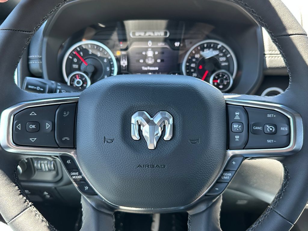 New 2026 RAM 1500 Laramie w/ Laramie Preferred Package AWD/4WD image 22