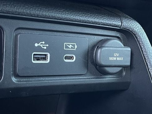 Used 2025 Honda Pilot TrailSport image 21