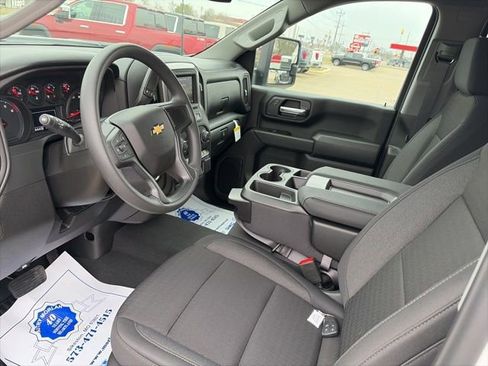 New 2026 Chevrolet Silverado 2500 Custom w/ Custom Convenience Package image 17