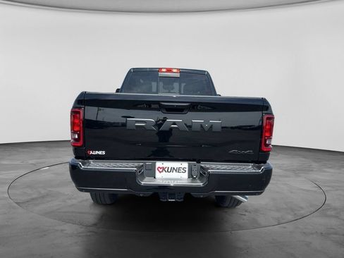 New 2026 RAM 2500 Tradesman AWD/4WD image 11