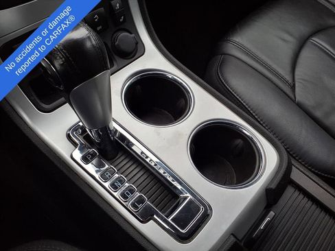 Used 2012 GMC Acadia SLT image 25