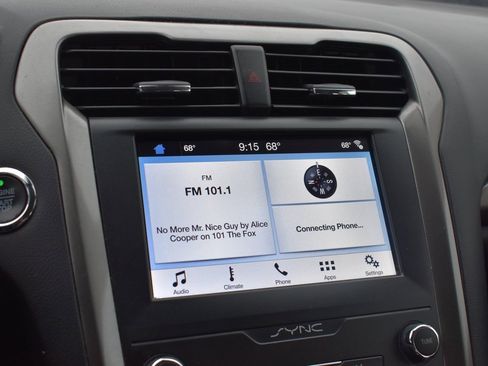 Certified 2019 Ford Fusion SEL image 11