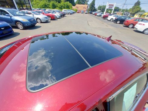 Used 2015 Chrysler 200 C w/ Navigation & Sound Group I image 22