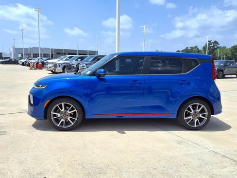 Used 2022 Kia Soul Turbo FWD image 9