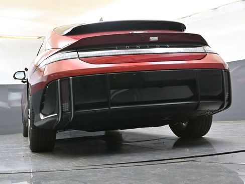 Used 2024 Hyundai Ioniq 6 Limited image 40