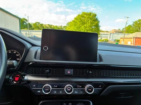 Used 2024 Honda CR-V EX-L image 18