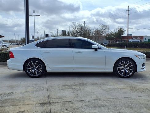 Used 2018 Volvo S90 T5 Momentum w/ Convenience Package image 8