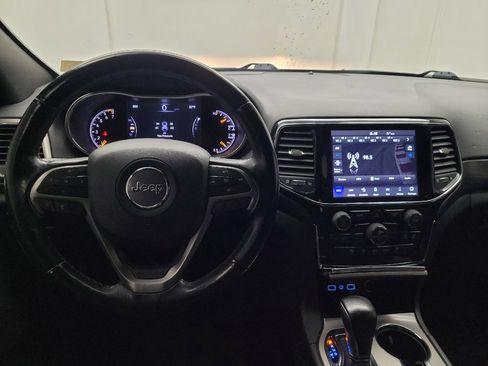 Used 2020 Jeep Grand Cherokee Altitude image 22