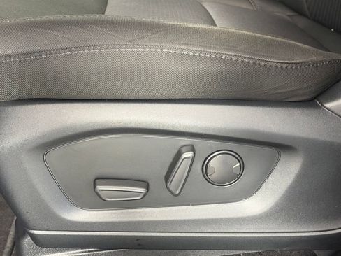 Certified 2022 Ford Explorer XLT AWD/4WD image 26