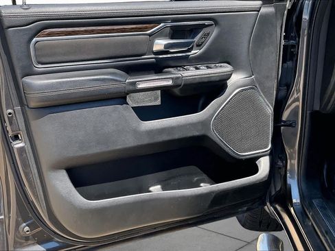 Used 2019 RAM 1500 Laramie AWD/4WD image 20