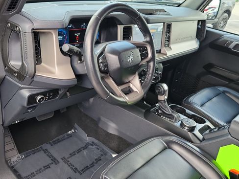 Certified 2025 Ford Bronco Outer Banks AWD/4WD image 20