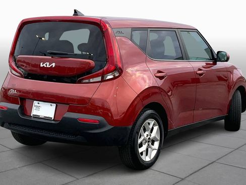 Used 2022 Kia Soul LX w/ Technology Package FWD image 13