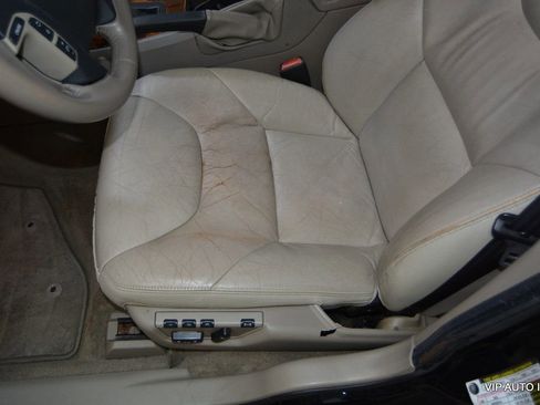 Used 2007 Volvo V70 2.4 FWD image 18